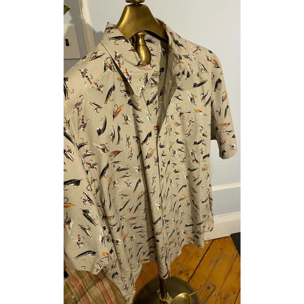 Vintage Columbia S/S Button Down Shirt Fly Fishing